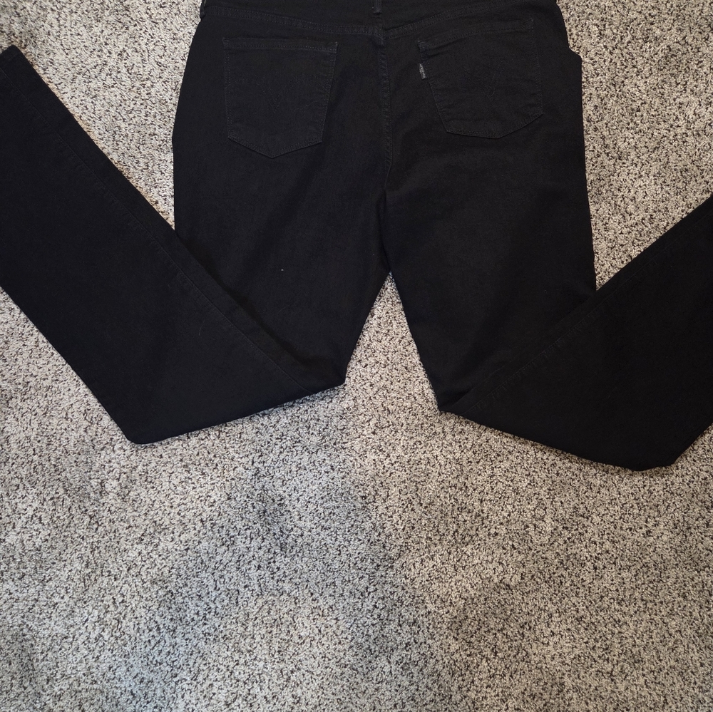 Women's Black Straight Leg Jeans - Picture 3 of 3